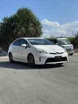 2012 TOYOTA prius hybrid??Fresh JCI ?? Sub woofer in Okinawa, Japan