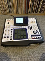 AKAI MPC 4000 Sampler mit FX Board/8 Out/Fat Pads/55 Gb HD/1st White Edition RAR in Ramstein, Germany
