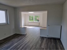 2-3 bedroom apt, AC, on property parking in Baumholder, GE