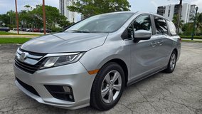 2018 Honda Odyssey EX-L – Pristine Lunar Silver Minivan with Leather, Sunroof & Magic Seats! in Westmont, Illinois