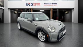 2023 MINI Hardtop 2 Door Cooper S in Wiesbaden, GE