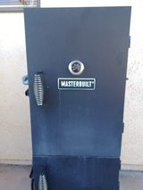 MASTERBUILT SMOKER with PROPANE TANK in 29 Palms, California