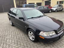 Volvo V40 Automatic- splendid- new inspection/service/winter tires in Hohenfels, Germany