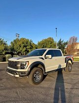 Ford F-150 Raptor SuperCrew 4x4 – Ultra Low-Mileage Avalanche Gray Beast with Just 8,900 Miles! in Westmont, Illinois