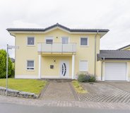 TLA freestand. 3BR 2.5BA house w/ heated floors, & yard, 6min to RAB [ref: MAP18A] in Ramstein, Germany