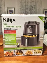 Kitchen - air fryer.  220V in Ramstein, Germany