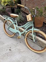 Huffy Nel Lusso 24” Cruiser Bike in Houston, Texas