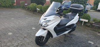 2009 Yamaha Majesty YP400, low miles, excellent in Wiesbaden, GE
