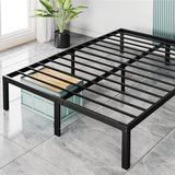 Queen size bed frame in Alamogordo, New Mexico
