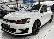 2017 VOLKSWAGEN GOLF GTI SE in Ramstein, Germany
