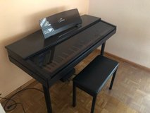 Yamaha Clavinova Digital Piano 220V in Ramstein, Germany