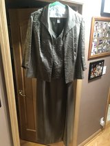 Woman's Dress - Size 14W in Chicago, Illinois