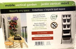 New! NuVue Mobile Indoor/Outdoor Vertical Garden - Cart w/Planters in Chicago, Illinois