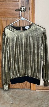 Golden Blouse in Naperville, Illinois