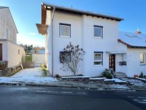 [ID: 2155]KL - Dansenberg, 3 bedr. duplex house, studio, yard, parking space, floorheating in Ramstein, Germany