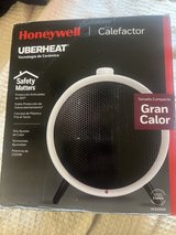 ELECTRIC HEATER in Kingwood, Texas