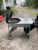 WEBER 22” Ceramic Coated Kettle Grill Station w/tools and bin in Okinawa, Japan