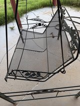 Steel yard Glider in Alamogordo, New Mexico