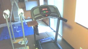 Horizon T101 Treadmill in Hemet, California