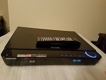 Samsung Blu-Ray Home Theater System With Blu-Ray Player in Naperville, Illinois