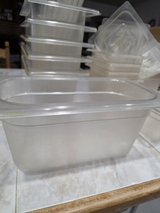 **FOOD SERVING PANS WITH LIDS** in Alamogordo, New Mexico