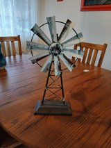 A metal windmill in Alamogordo, New Mexico