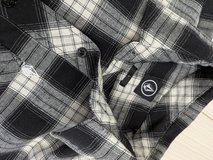 Volcom Checkered Shirt (Large) in Okinawa, Japan