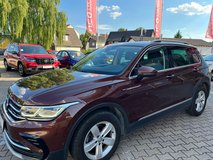 2020 Volkswagen Tiguan Elegance - Sporty & Refined Compact SUV in Spangdahlem, Germany