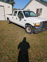 2001 Ford F-350 in Camp Lejeune, North Carolina