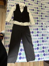 little boys suit size 7 in Fort Leonard Wood, Missouri