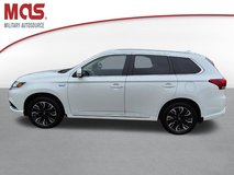 2018 Mitsubishi Outlander PHEV SEL S-AWC in Spangdahlem, Germany