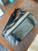 WANDRD ROGUE 9L SLING in Okinawa, Japan