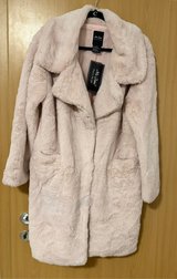 Me Jane Faux Fur Coat New (M) in Ramstein, Germany