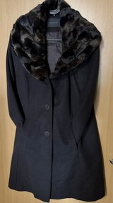 Tahari Chocolate Wool Coat W/ Faux Fur Collar (12) in Ramstein, Germany