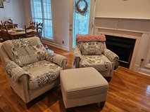 Sofa and 2 chairs in Byron, Georgia