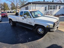 2000 dodge ram 3500 5.9 diesel, dually pickup in Naperville, Illinois