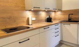 TLA/TDY modern 1BR apart in downtown Landstuhl ! 5min to RAB [ref: IF7A] in Ramstein, Germany