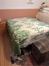 Queen size bed, and frame in Alamogordo, New Mexico