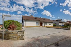 Exceptional Bungalow Living – Fully Renovated and Move-In Ready in Ramstein, Germany