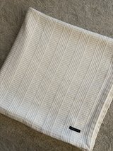 LIKE NEW Nautica King Size Blanket in Vacaville, California