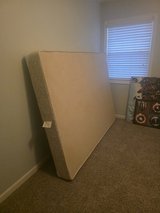 Queen size box spring in Warner Robins, Georgia