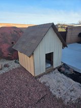 Dog House 4'x4' in Alamogordo, New Mexico