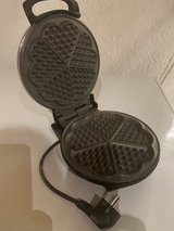 Waffle maker, air popper in Stuttgart, GE