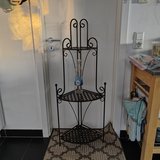 Corner shelf in Stuttgart, GE