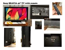 Sony BRAVIA 40" LCD TV with remote in Fort Leonard Wood, Missouri