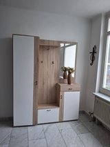 Entrance Furniture Piece in Wiesbaden, GE