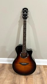 Acoustic Guitar Yamaha APX-500II Made in Indonesia in Aurora, Illinois