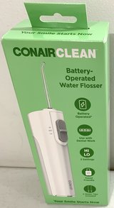 New! Conair Clean Battery Operated dental Water Flosser in Chicago, Illinois