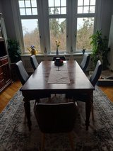 Dining table in Stuttgart, GE