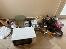 microwave and Cookware in Stuttgart, GE